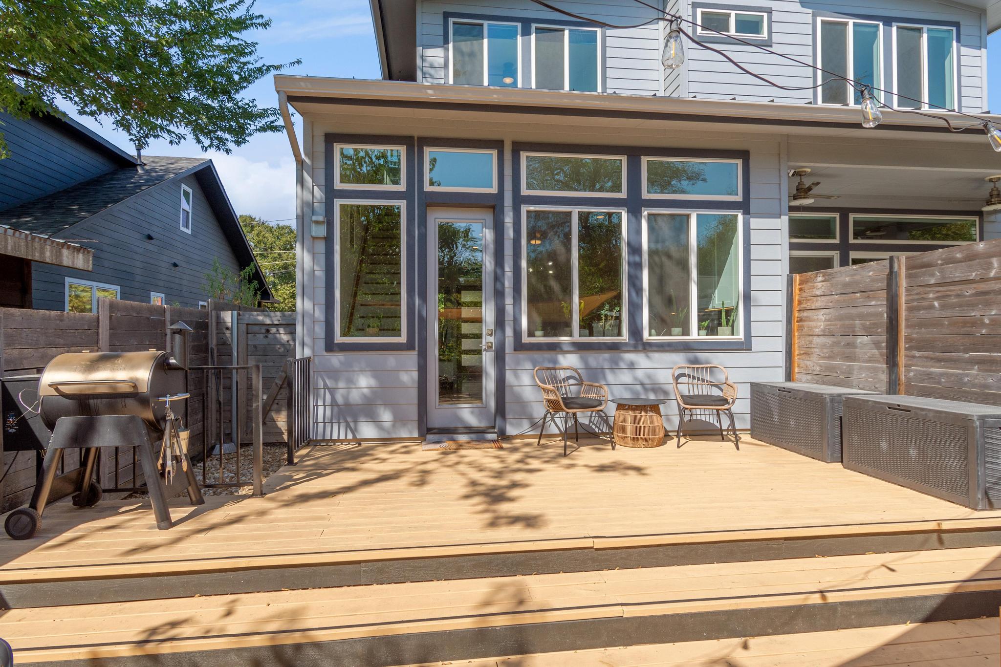 1177 Pandora Street, Unit B Austin, TX 78702 - Photo 27 of 30