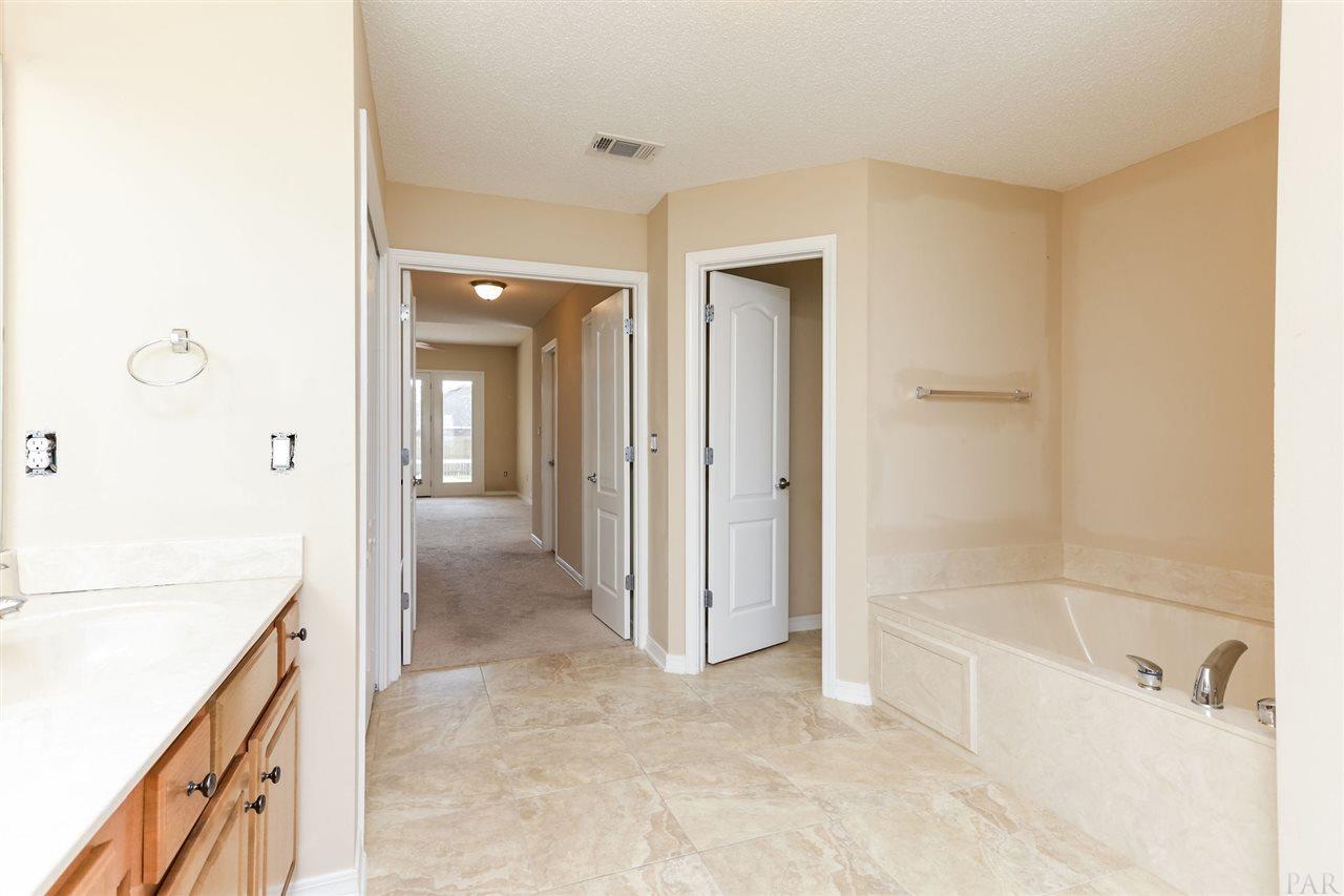 2280 Pine Hammock Road Navarre, FL 32566 - Photo 28 of 35 Gallery Image 28