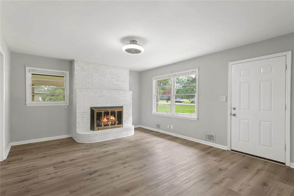 4325 Hiram Lithia Springs Road Southwest Powder Springs, GA 30127 - Photo 2 of 28