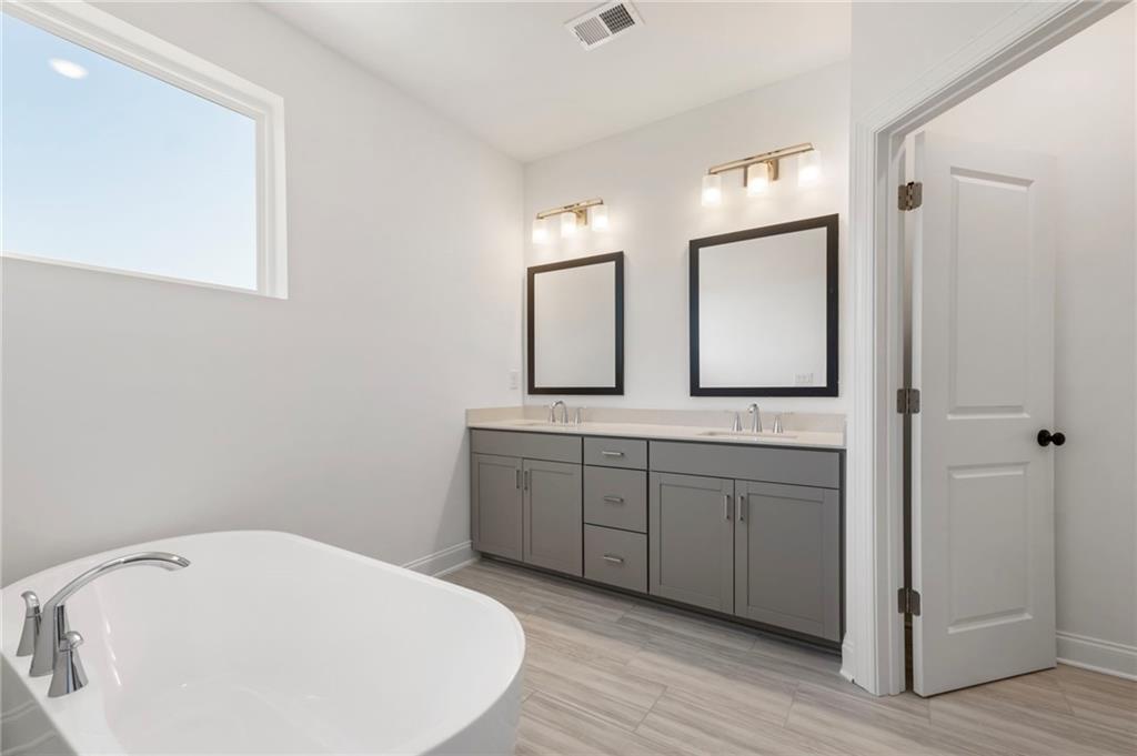 634 Oakleaf Grove Lane Suwanee, GA 30024 - Photo 22 of 41