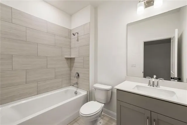 $599,900 | 634 Oakleaf Grove Lane, Suwanee, GA 30024