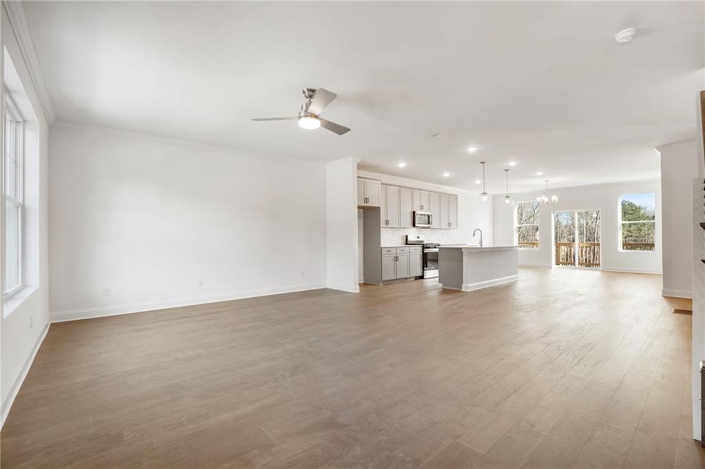 634 Oakleaf Grove Lane Suwanee, GA 30024 - Photo 7 of 41