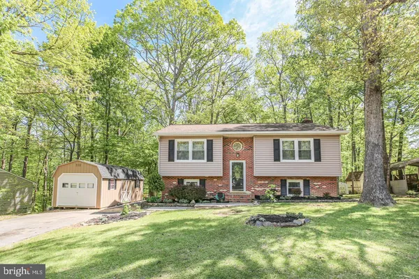 $2,600 | 704 Candle Ridge Court, Fredericksburg, VA 22407