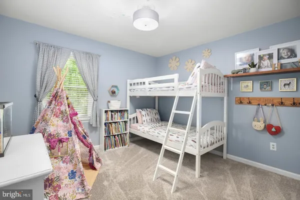 $2,600 | 704 Candle Ridge Court, Fredericksburg, VA 22407