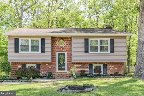 $2,600 | 704 Candle Ridge Court, Fredericksburg, VA 22407