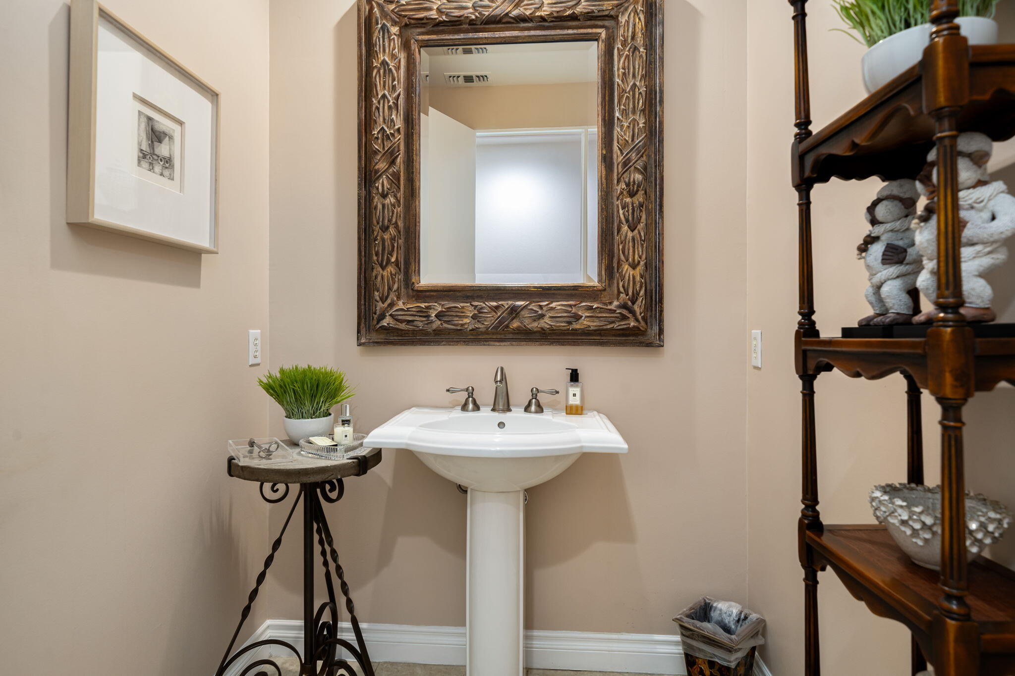 7 Jennifer Court Rancho Mirage, CA 92270 - Photo 25 of 64 67-web-or-mls-DCJennifer_OPMG_1025_067