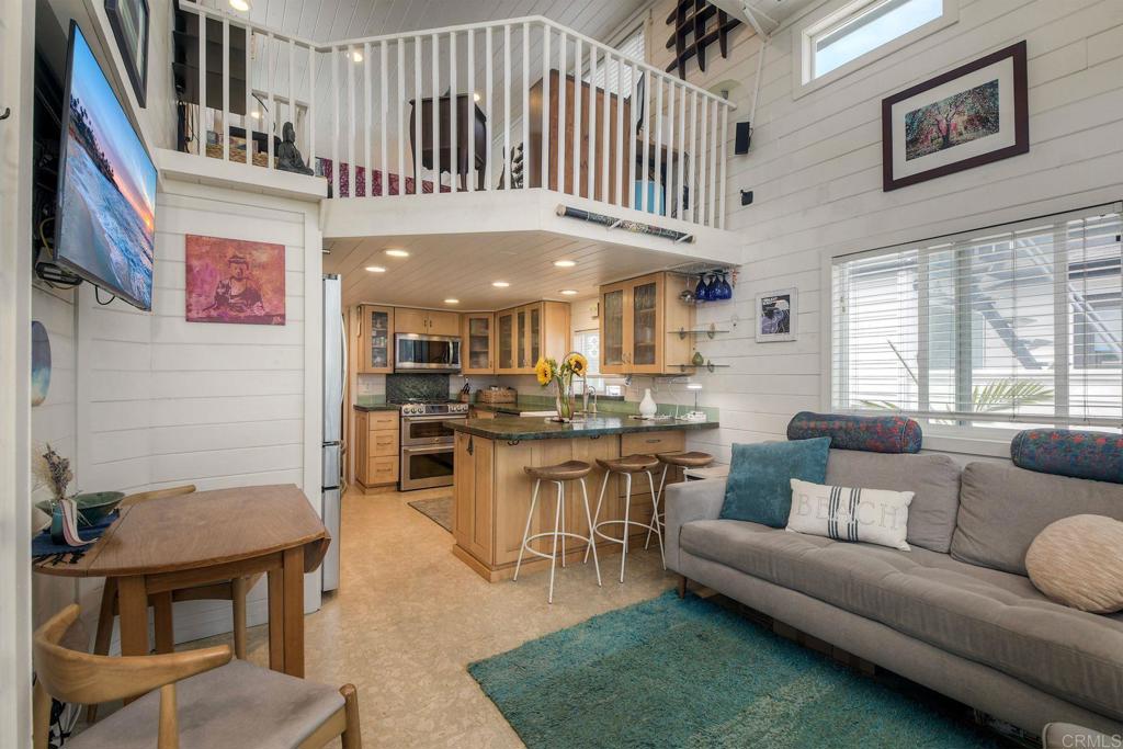 123 Jasper Street, Unit 33 Encinitas, CA 92024 - Photo 4 of 27