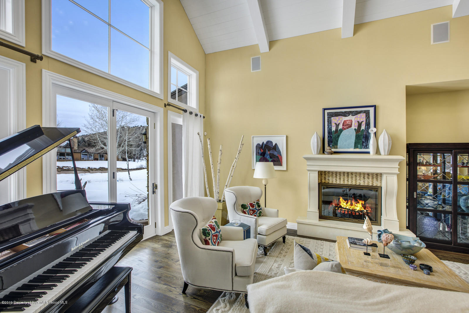 87 Diamond A Ranch Road Carbondale, CO 81623 - Photo 4 of 50 a living room with furniture fireplace and a rug