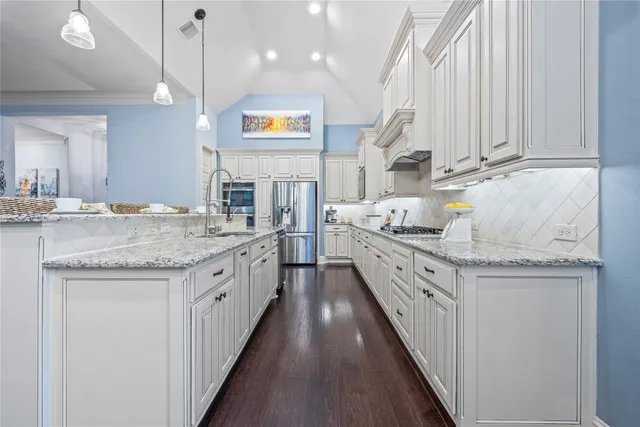 $599,000 | 19904 Cullen Ridge Drive, Porter, TX 77365