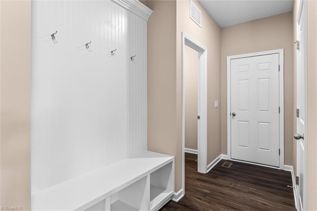 6055 Frye Bridge Road Clemmons, NC 27012 - Photo 11 of 38