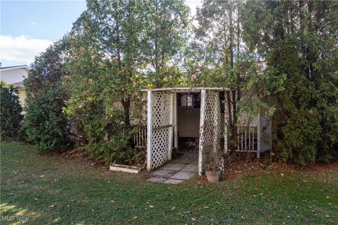 4629 Center Road Brunswick, OH 44212 - Photo 4 of 26 Gallery Image 4