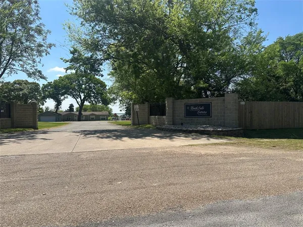 $95,000 | 10595 Northlake Circle, Kemp, TX 75143