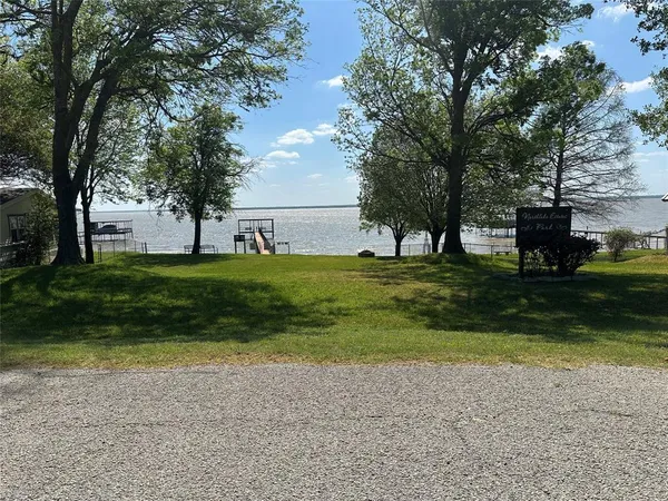 $95,000 | 10595 Northlake Circle, Kemp, TX 75143