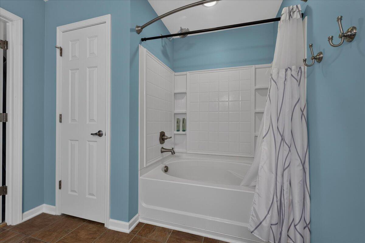 405 Principal Court Ladson, SC 29456 - Photo 30 of 53 Primary Bathroom