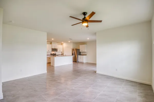 $2,900 | 9767 Southwest Triton Way, Port St. Lucie, FL 34987