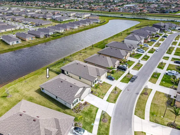 $2,900 | 9767 Southwest Triton Way, Port St. Lucie, FL 34987