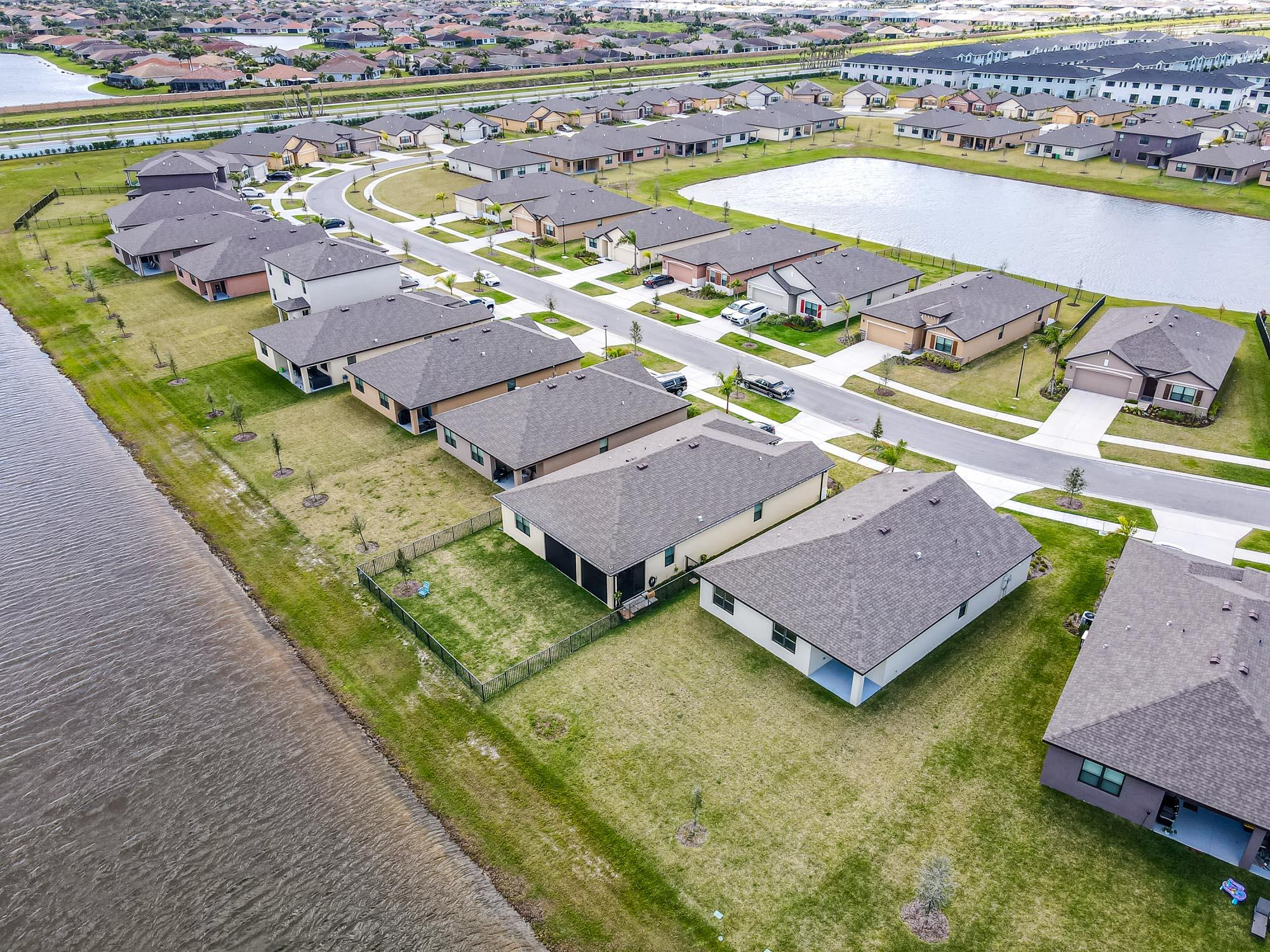 9767 Southwest Triton Way Port St. Lucie, FL 34987 - Photo 42 of 52 IMG-41