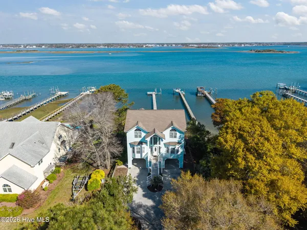 $2,100,000 | 8722 Emerald Plantation Road, Emerald Isle, NC 28594