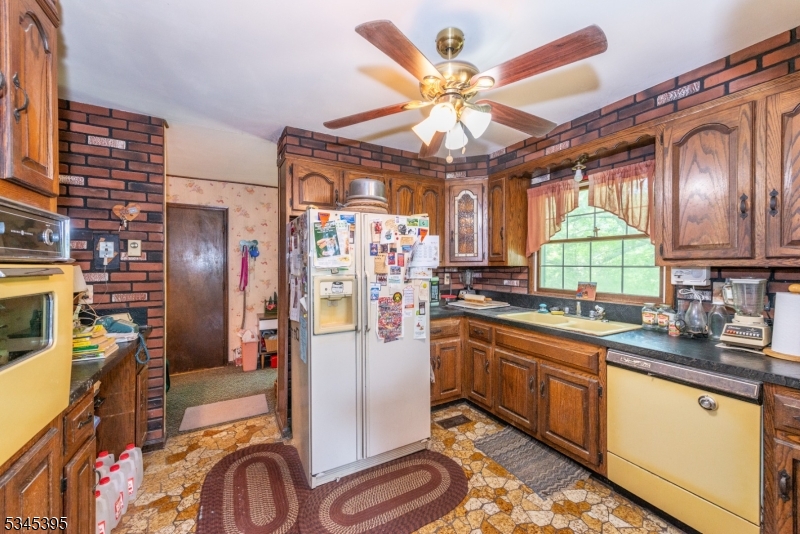 992 Stillwater Road Newton, NJ 07860 - Photo 12 of 31