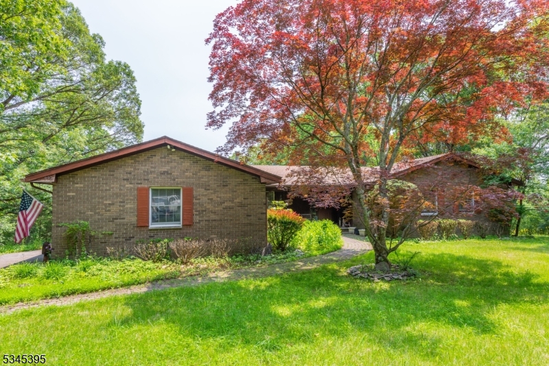 992 Stillwater Road Newton, NJ 07860 - Photo 2 of 31