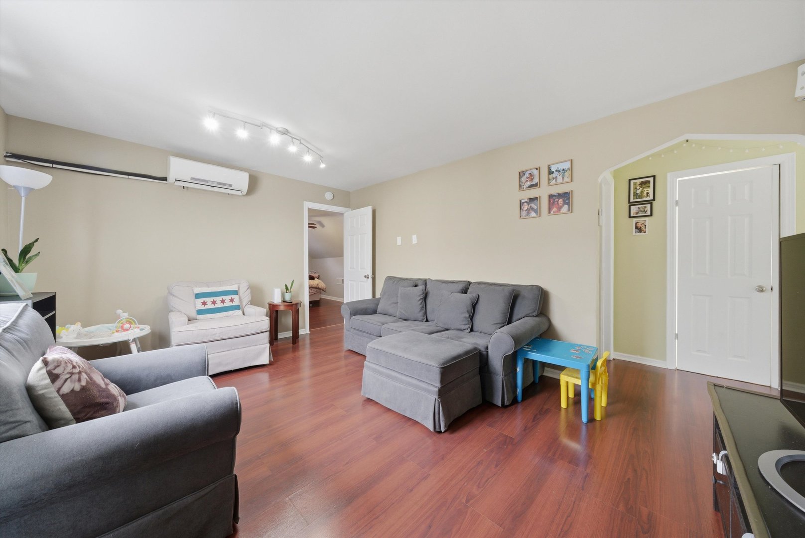 6409 Fairfield Avenue Berwyn, IL 60402 - Photo 15 of 34