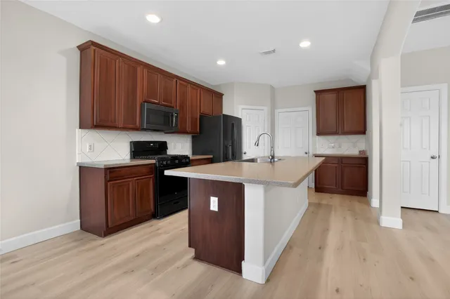 $1,950 | 126 Silver Penny Drive, Conroe, TX 77384