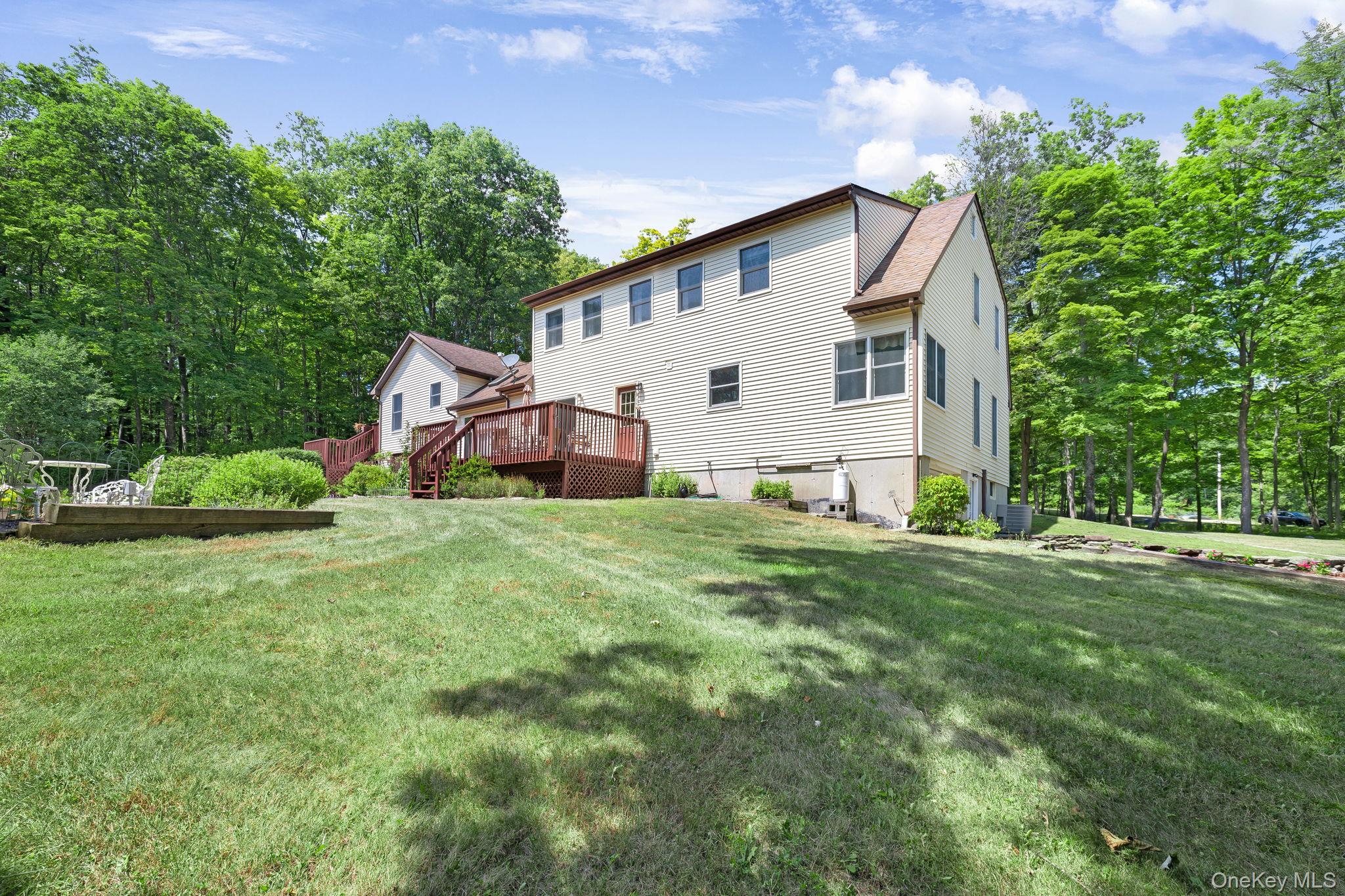 339 Kirbytown Road Middletown, NY 10940 - Photo 29 of 44 a view of a house with backyard and garden