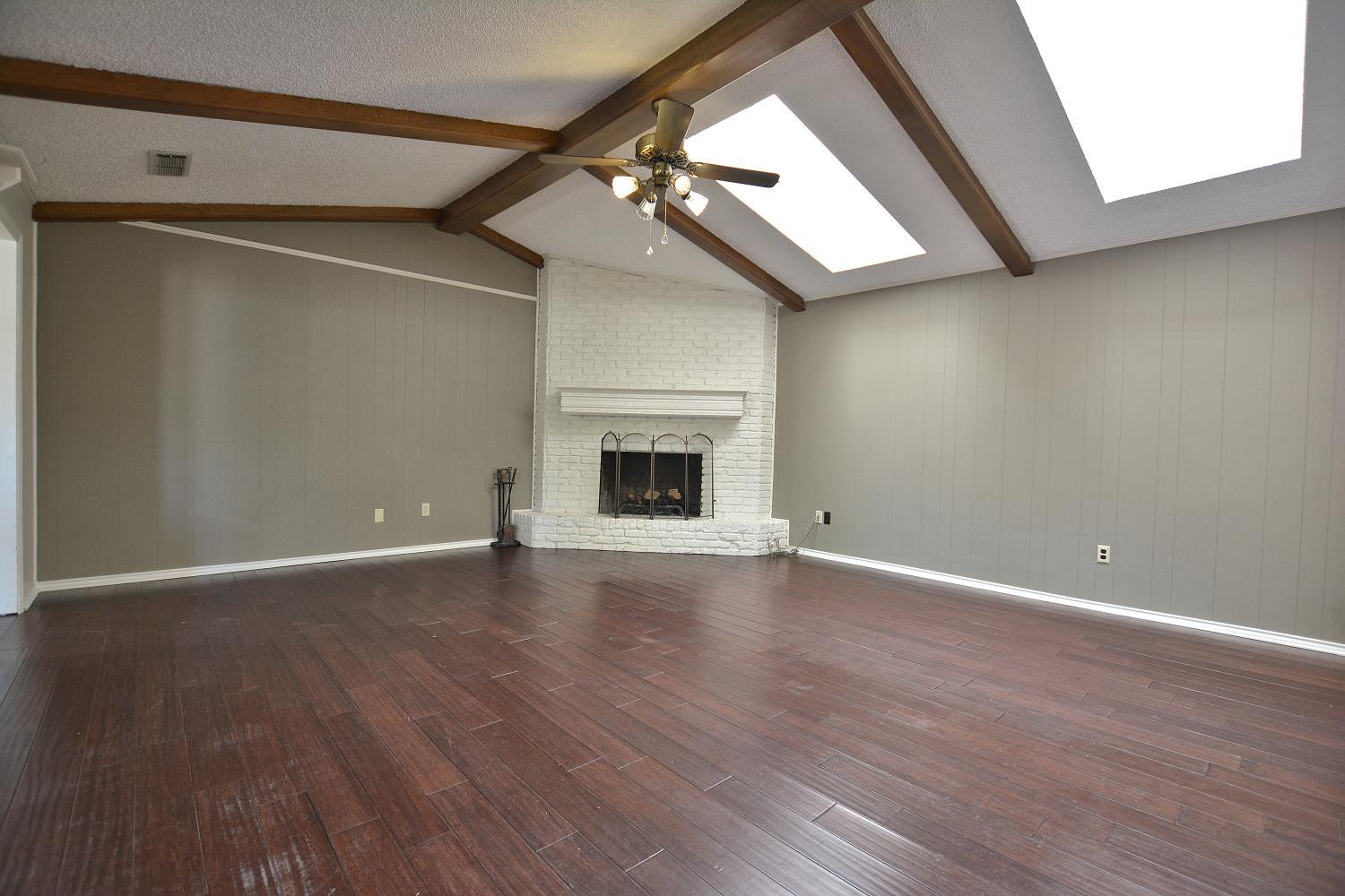 5603 80th Street Lubbock, TX 79424 - Photo 11 of 32 Photo 11