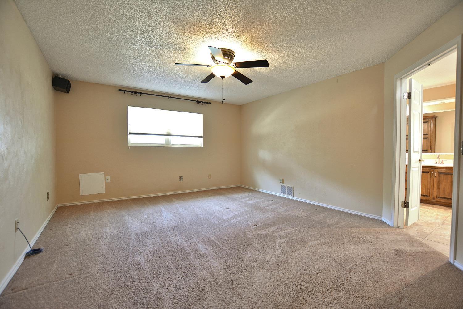 5603 80th Street Lubbock, TX 79424 - Photo 19 of 32 Photo 19