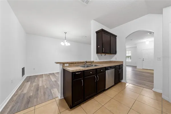 $2,350 | 1704 Buckeye Falls Way, Orlando, FL 32824