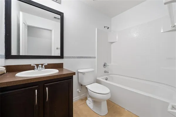 $2,350 | 1704 Buckeye Falls Way, Orlando, FL 32824