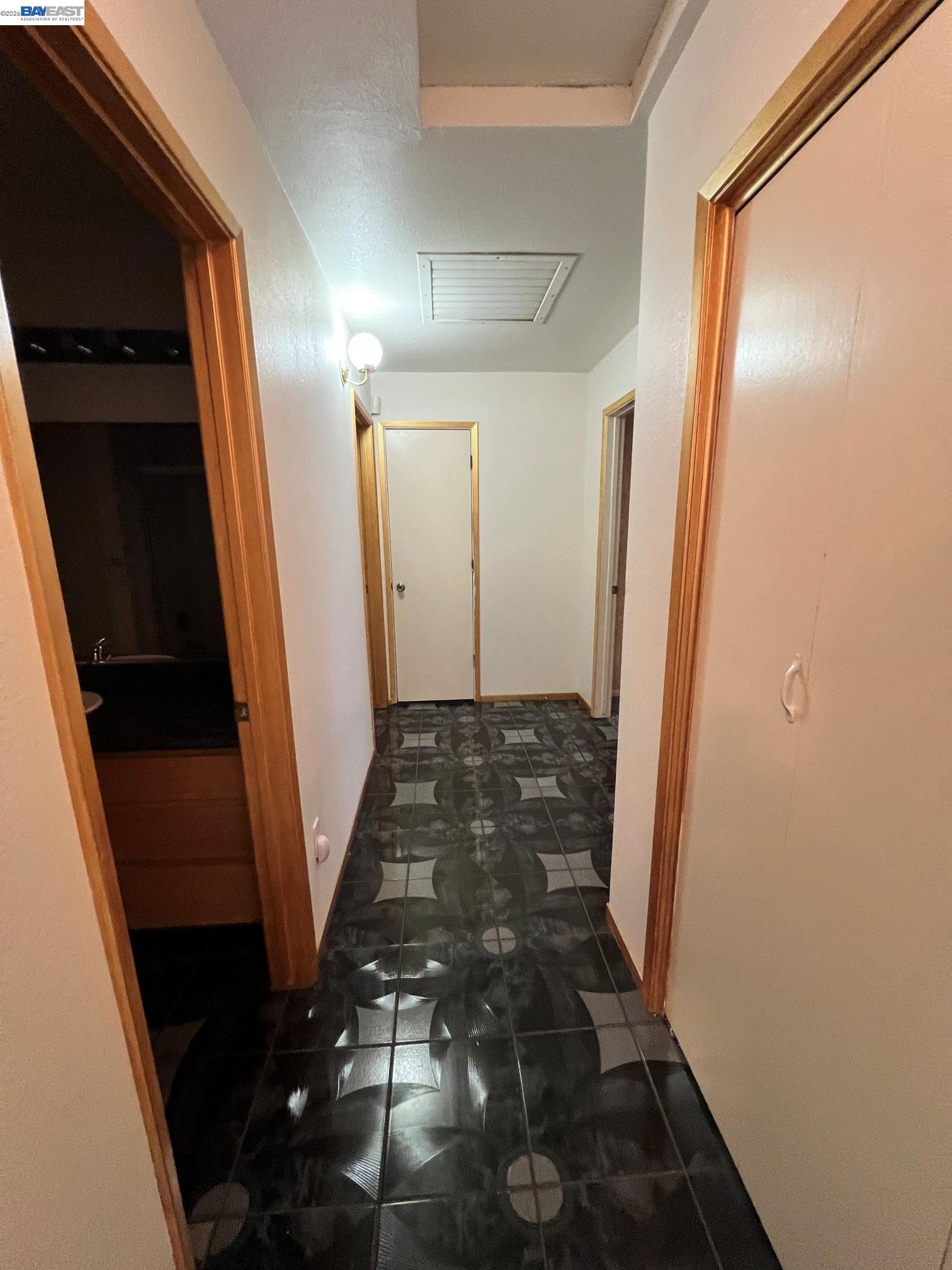 192 Torvend Way Patterson, CA 95363 - Photo 22 of 29 a view of a hallway