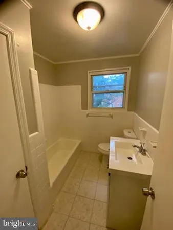 $2,600 | 7970 Riggs Road, Hyattsville, MD 20783