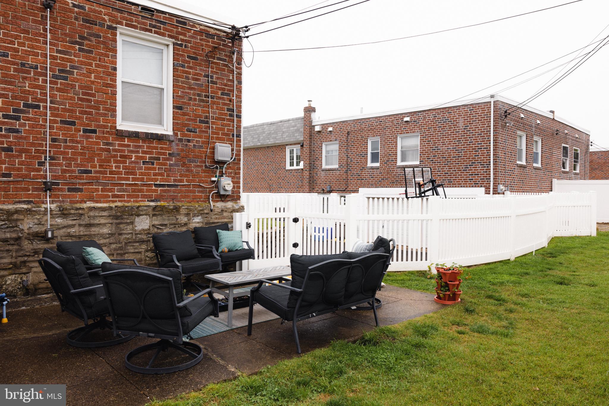 723 Colebrook Road Philadelphia, PA 19115 - Photo 24 of 26 Gallery Image 24