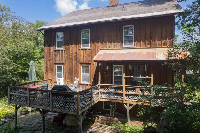 $649,900 | 212 Thrall Road, Poultney, VT 05764