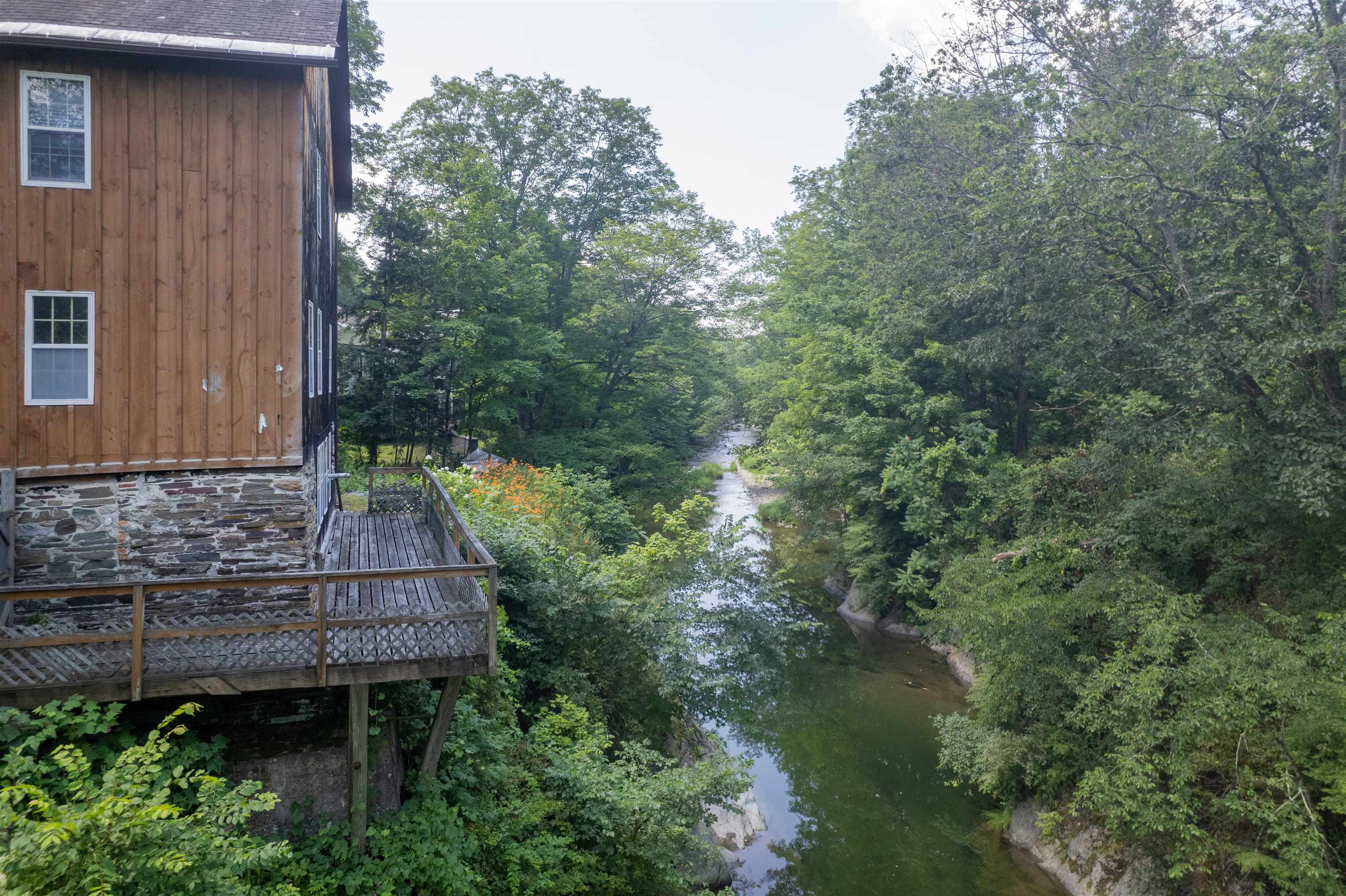 212 Thrall Road Poultney, VT 05764 - Photo 23 of 32