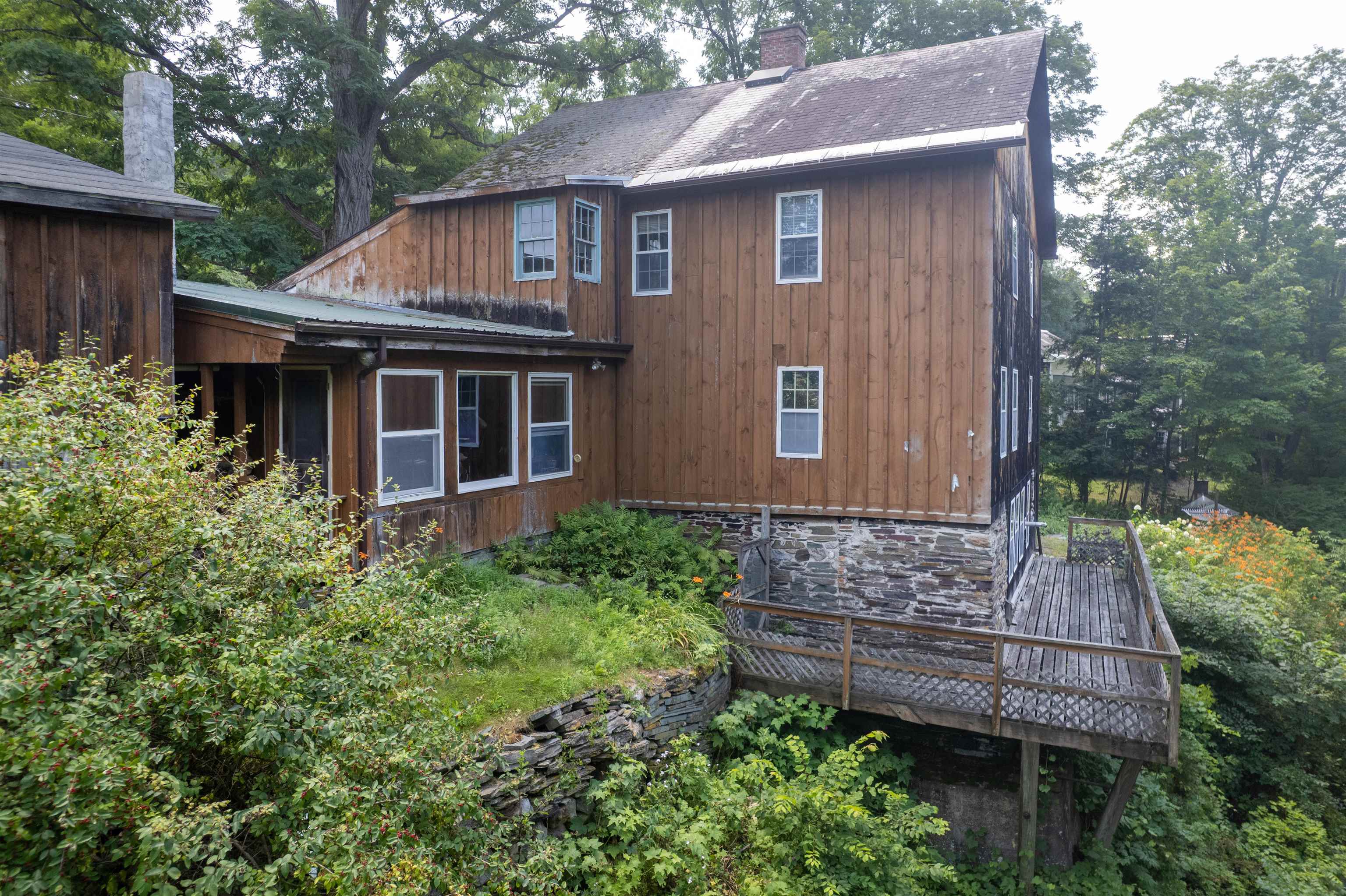 212 Thrall Road Poultney, VT 05764 - Photo 24 of 32