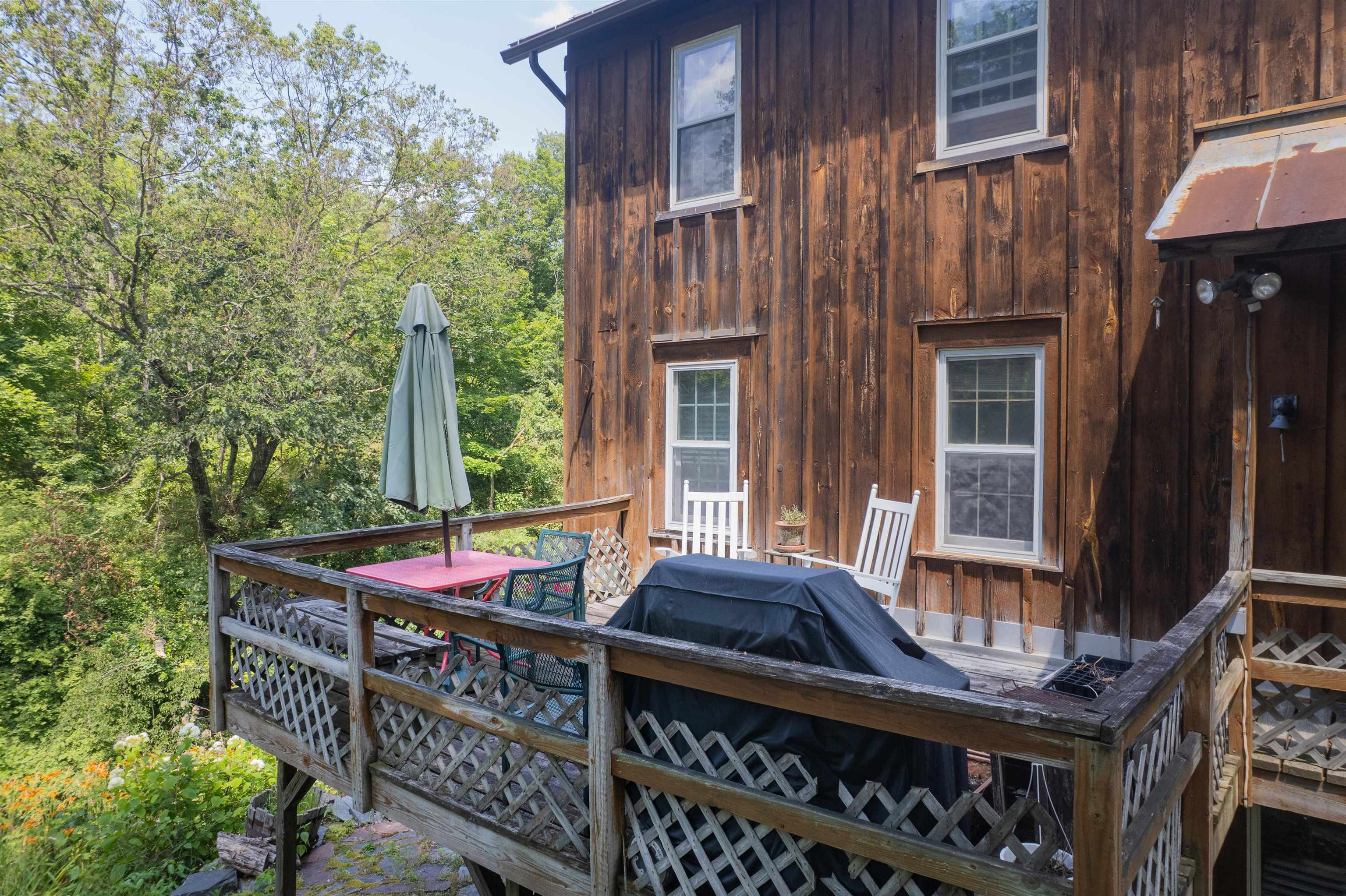 212 Thrall Road Poultney, VT 05764 - Photo 28 of 32