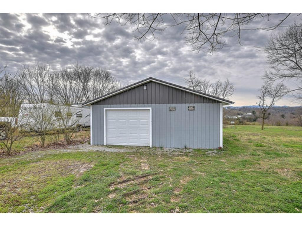 758 Whispering Road Greeneville, TN 37743 - Photo 17 of 20 Photo 20