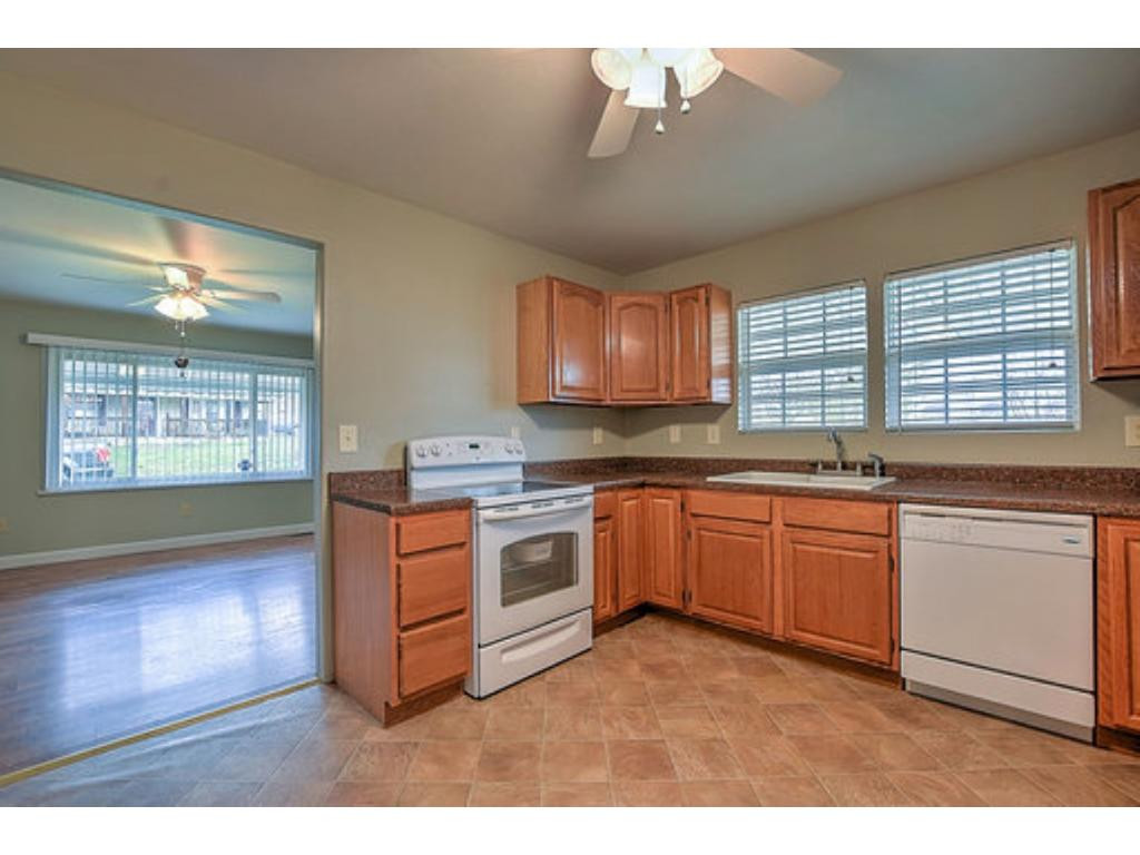 758 Whispering Road Greeneville, TN 37743 - Photo 7 of 20 Photo 8