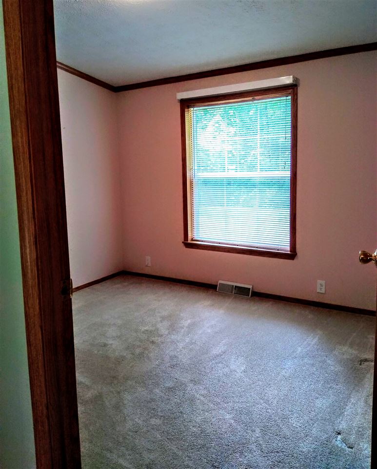 3948 Foster Road Mount Pleasant, MI 48858 - Photo 17 of 52 1878005-16.JPG
