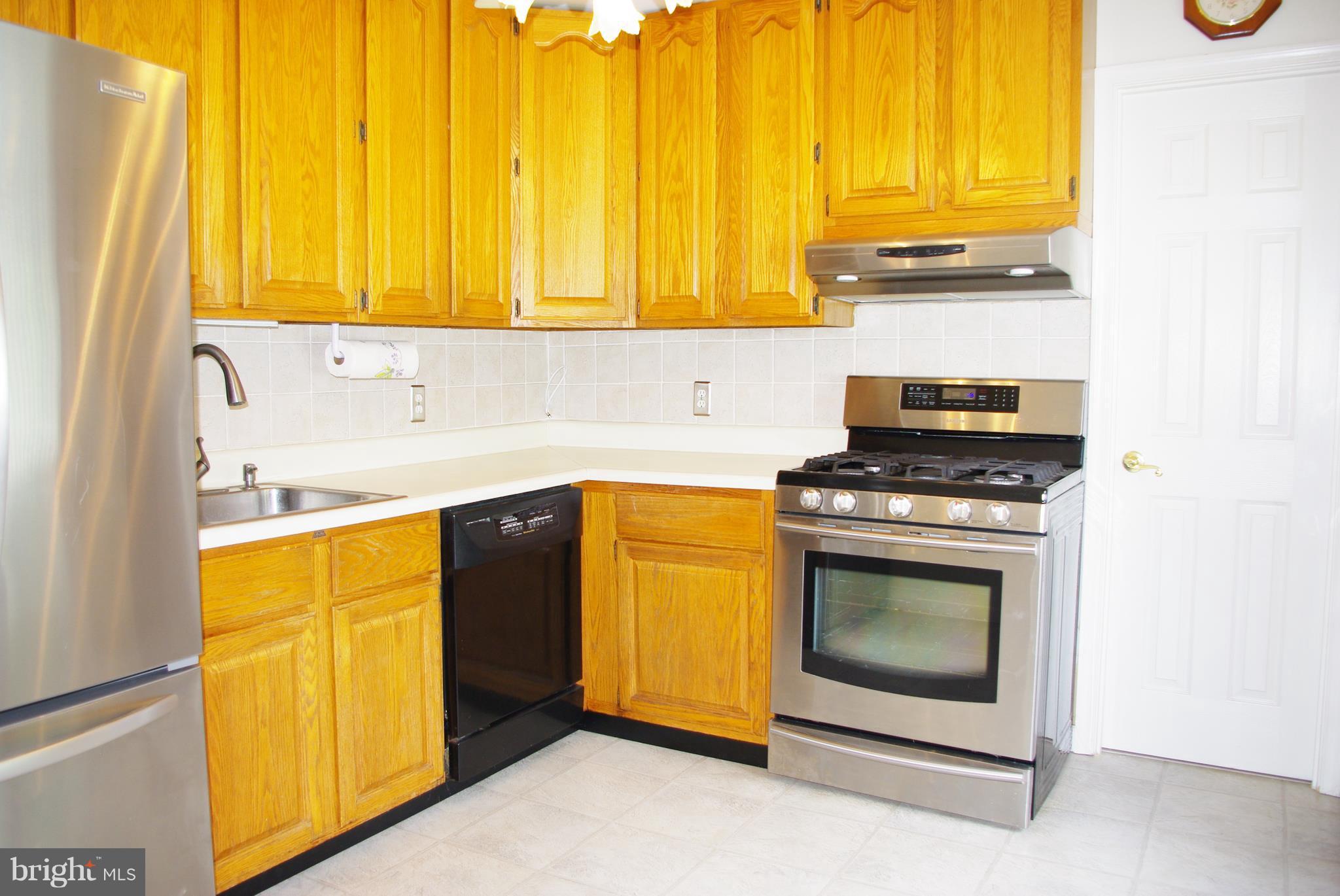 103 Embleton Road Owings Mills, MD 21117 - Photo 13 of 27 Kitchen