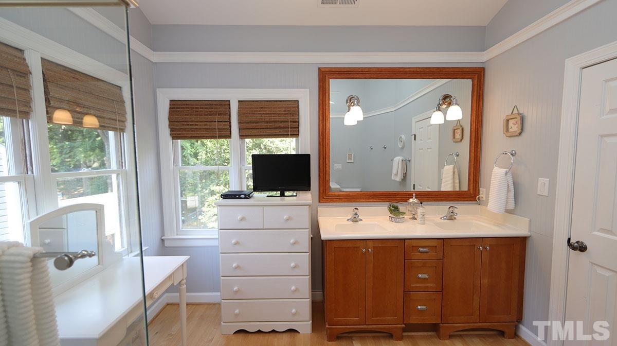 4500 Gwynnebrook Circle Raleigh, NC 27613 - Photo 12 of 24 Gallery Image 12