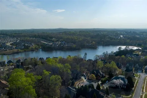 $489,900 | 7553 Copper Kettle Way, Flowery Branch, GA 30542