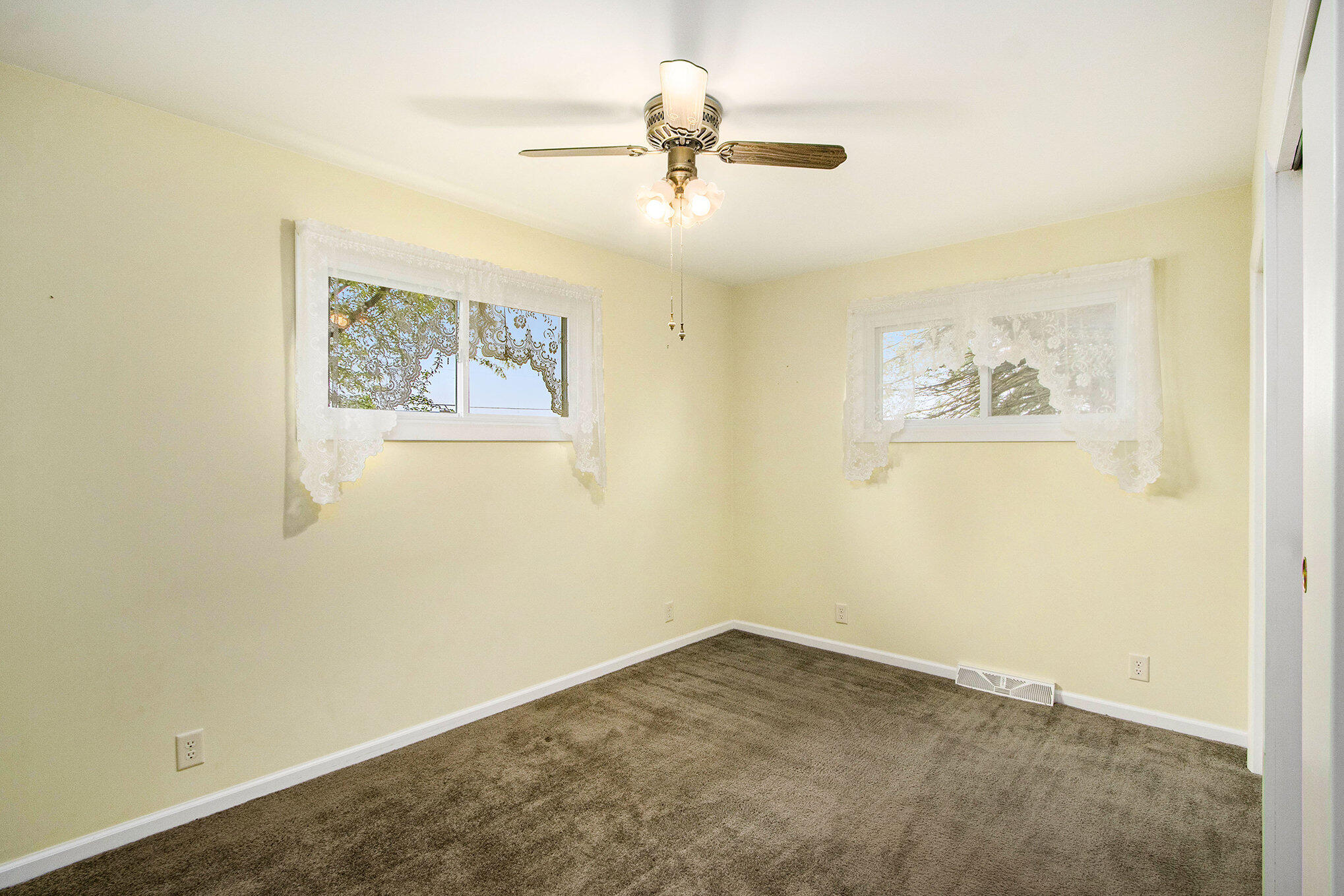 452 Long Lake Road Colon, MI 49040 - Photo 16 of 37 016_452longlake_1_638