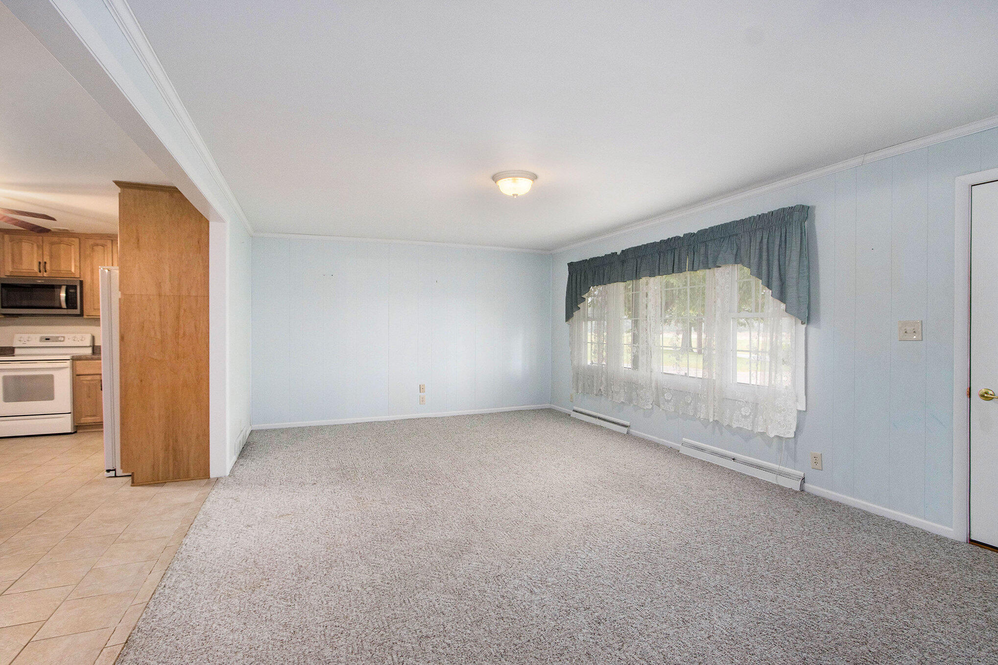 452 Long Lake Road Colon, MI 49040 - Photo 5 of 37 008_452longlake_13_266