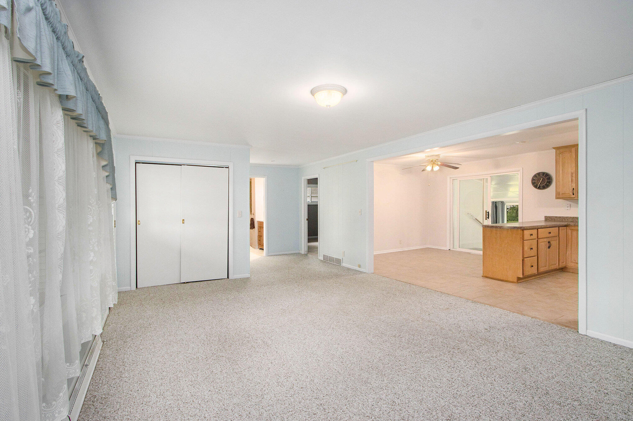 452 Long Lake Road Colon, MI 49040 - Photo 6 of 37 009_452longlake_15_713