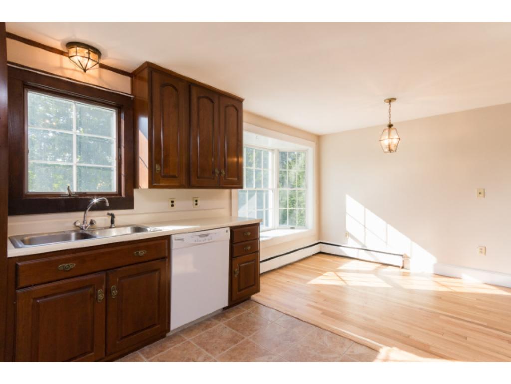 11 Hawthorne Road Dover, NH 03820 - Photo 11 of 30