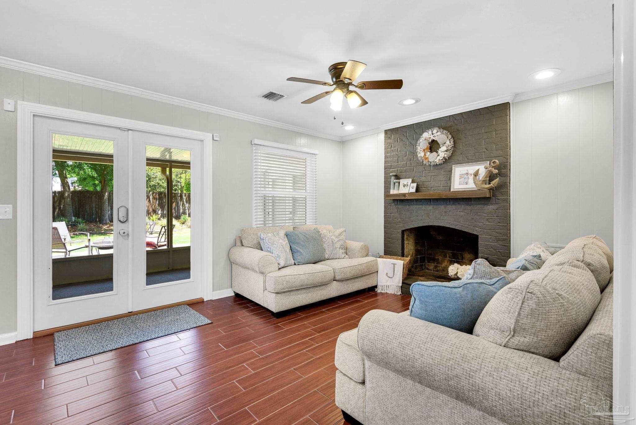 2102 Semur Road Pensacola, FL 32503 - Photo 13 of 56
