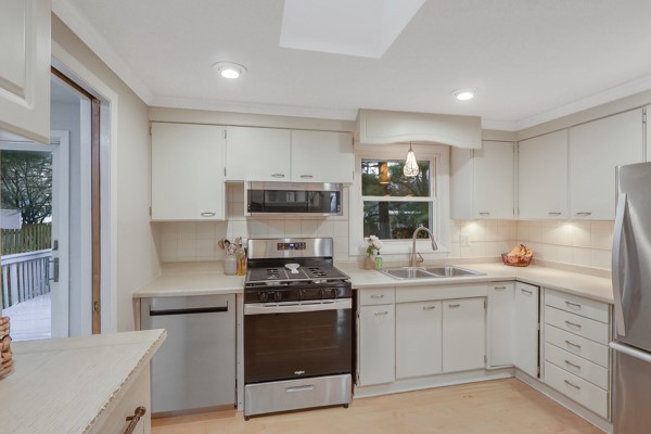 902 Leroy Road Cicero, NY 13212 - Photo 11 of 27